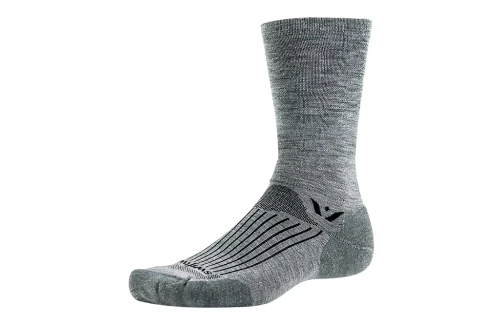 Swiftwick- PURSUIT SEVEN Hiking & Cycling Crew