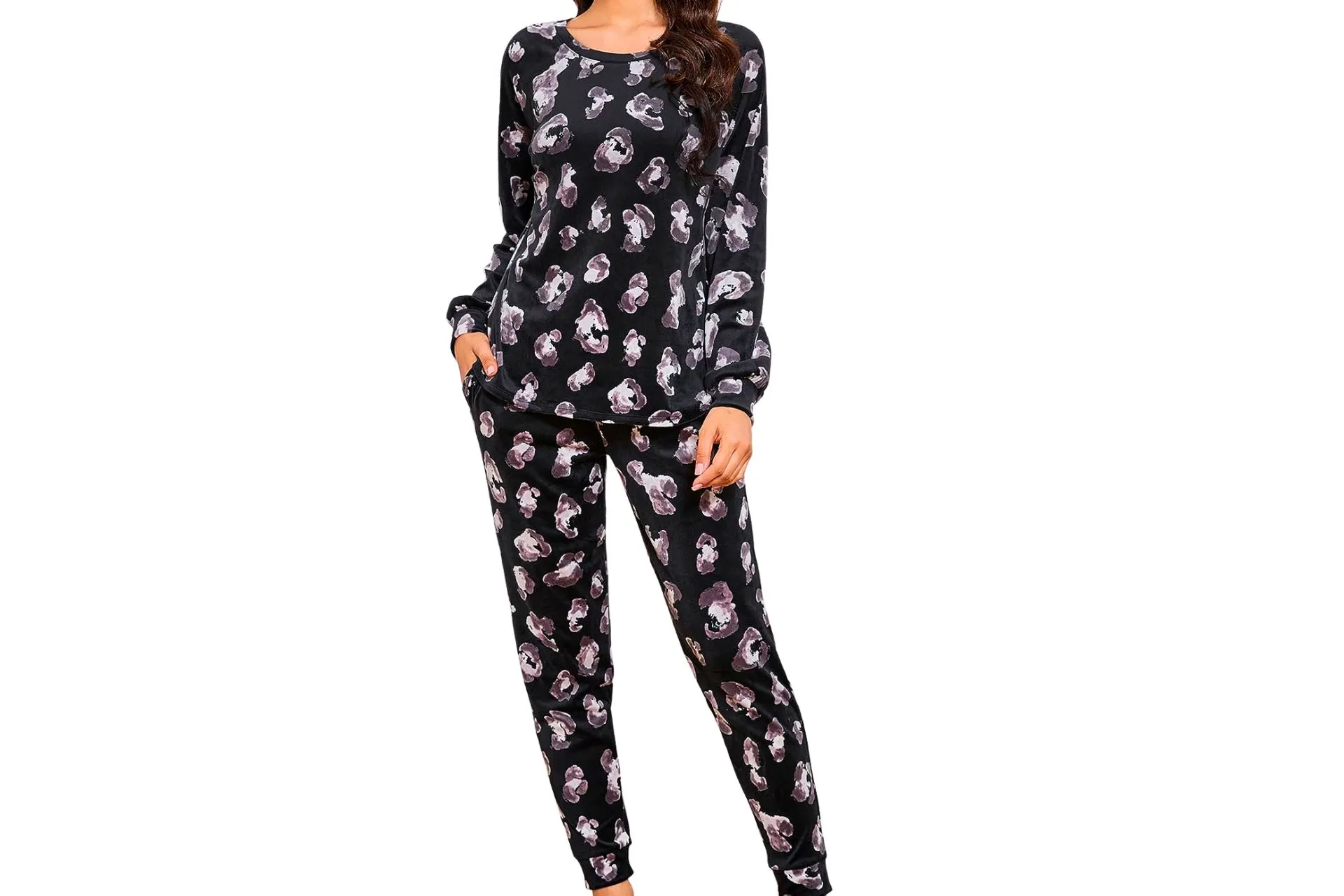 IZZY + TOBY Women's Sleepwear Tops with Capri Pants Pajama Sets
